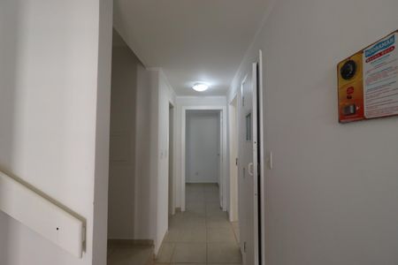 Casa para alugar com 380m², 4 quartos e 4 vagasCorredor 2