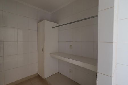 Casa para alugar com 380m², 4 quartos e 4 vagasÁrea de Serviço