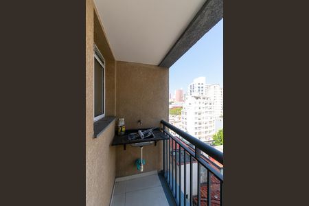 Studio para alugar com 28m², 1 quarto e sem vaga Studio para alugar com 28m², 1 quarto e sem vagaVaranda