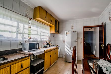 Casa à venda com 155m², 3 quartos e 2 vagasCozinha