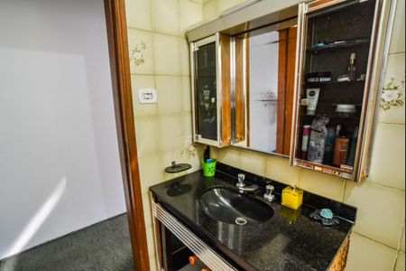 Casa à venda com 155m², 3 quartos e 2 vagasBanheiro 1