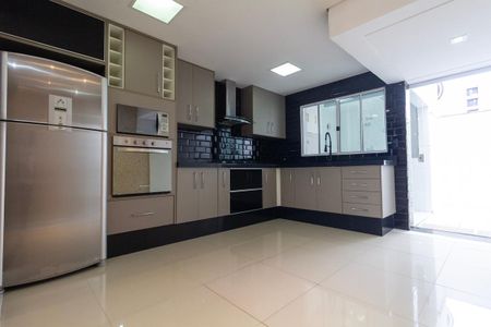 Casa para alugar com 174m², 3 quartos e 4 vagasSala/Cozinha