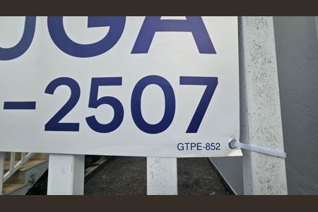 Casa para alugar com 174m², 3 quartos e 4 vagasFachada