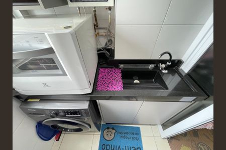 Apartamento à venda com 45m², 2 quartos e 1 vagaÁrea de Serviço