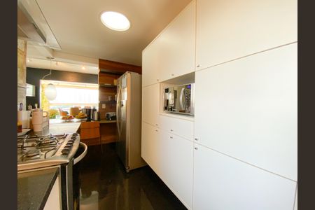 Apartamento à venda com 96m², 3 quartos e 2 vagas Apartamento à venda com 96m², 3 quartos e 2 vagasCozinha