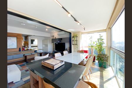 Apartamento à venda com 96m², 3 quartos e 2 vagas Apartamento à venda com 96m², 3 quartos e 2 vagasVaranda Gourmet