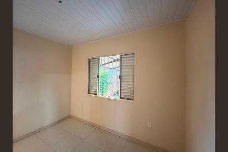 Quarto 1 de casa para alugar com 3 quartos, 100m² em Mathias Velho, Canoas