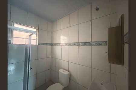 Casa para alugar com 100m², 3 quartos e 3 vagas Casa para alugar com 100m², 3 quartos e 3 vagasBanheiro social