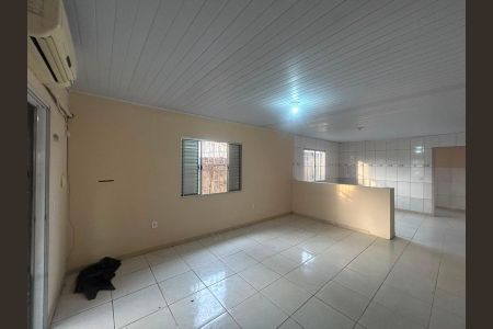 Sala de casa para alugar com 3 quartos, 100m² em Mathias Velho, Canoas