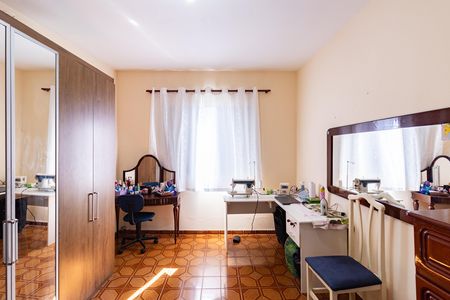 Casa à venda com 147m², 3 quartos e 3 vagas