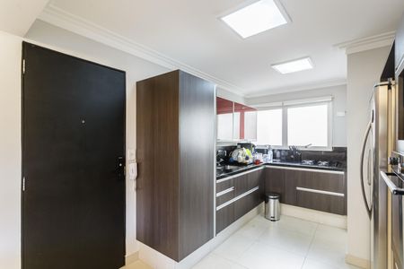 Cozinha de apartamento para alugar com 2 quartos, 90m² em Indianópolis, São Paulo