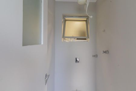 Apartamento para alugar com 90m², 2 quartos e 1 vaga Apartamento para alugar com 90m², 2 quartos e 1 vagaBanheiro de serviço