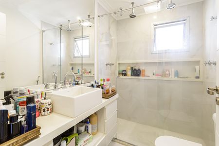Apartamento à venda com 90m², 2 quartos e 1 vaga Apartamento à venda com 90m², 2 quartos e 1 vagaBanheiro