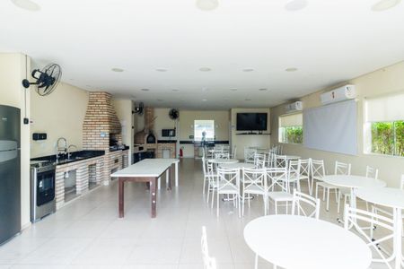 Apartamento para alugar com 57m², 2 quartos e 1 vagaÁrea comum - Salão de festas