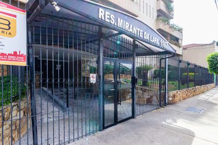Apartamento para alugar com 57m², 2 quartos e 1 vagaFachada e Portaria