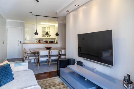 Apartamento à venda com 70m², 2 quartos e 1 vaga Apartamento à venda com 70m², 2 quartos e 1 vagaSala