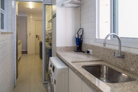 Apartamento à venda com 70m², 2 quartos e 1 vaga Apartamento à venda com 70m², 2 quartos e 1 vagaÁrea de Serviço