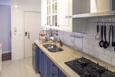 Apartamento à venda com 70m², 2 quartos e 1 vaga Apartamento à venda com 70m², 2 quartos e 1 vagaCozinha