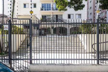 Apartamento à venda com 70m², 2 quartos e 1 vaga Apartamento à venda com 70m², 2 quartos e 1 vagaFachada