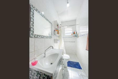 Casa à venda com 240m², 5 quartos e 5 vagasBanheiro (Casa 1)