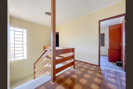 Casa à venda com 240m², 5 quartos e 5 vagasHall dos Quartos (casa 1)