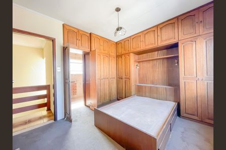 Casa à venda com 240m², 5 quartos e 5 vagasQuarto 1 (Casa 2)
