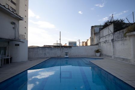 Casa à venda com 72m², 2 quartos e 1 vagaÁrea comum - Piscina