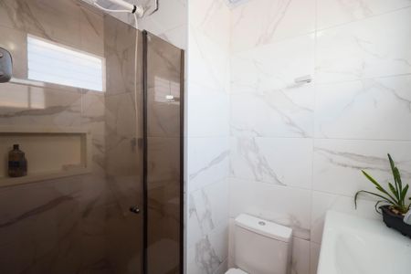 Casa à venda com 72m², 2 quartos e 1 vagaBanheiro da Suíte 1