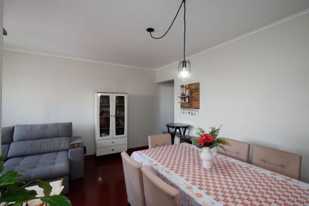 Casa à venda com 72m², 2 quartos e 1 vagaSala 