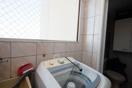 Casa à venda com 72m², 2 quartos e 1 vagaÁrea de Serviço