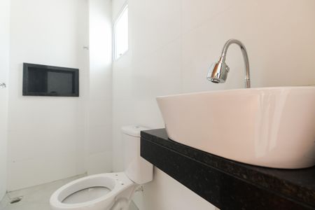 Apartamento para alugar com 55m², 2 quartos e sem vaga Apartamento para alugar com 55m², 2 quartos e sem vagaBanheiro