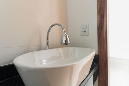 Apartamento para alugar com 55m², 2 quartos e sem vaga Apartamento para alugar com 55m², 2 quartos e sem vagaBanheiro