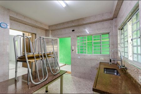 Casa para alugar com 150m², 2 quartos e 1 vagaCozinha