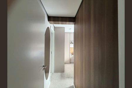 Apartamento à venda com 64m², 2 quartos e 1 vaga Apartamento à venda com 64m², 2 quartos e 1 vagaEntrada