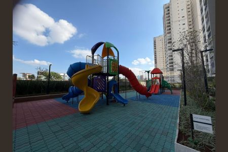 Apartamento à venda com 64m², 2 quartos e 1 vaga Apartamento à venda com 64m², 2 quartos e 1 vagaPiscina