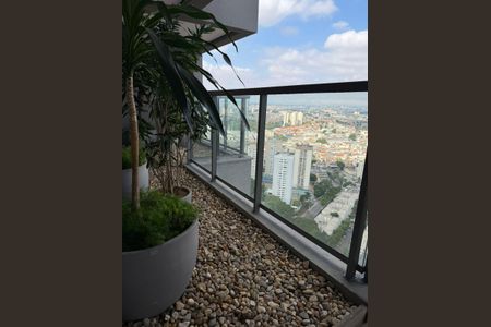 Apartamento à venda com 64m², 2 quartos e 1 vaga Apartamento à venda com 64m², 2 quartos e 1 vagaVaranda