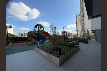 Apartamento à venda com 64m², 2 quartos e 1 vaga Apartamento à venda com 64m², 2 quartos e 1 vagaPiscina