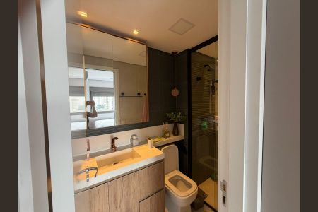 Banheiro de apartamento à venda com 2 quartos, 64m² em Jardim Independência (São Paulo), São Paulo