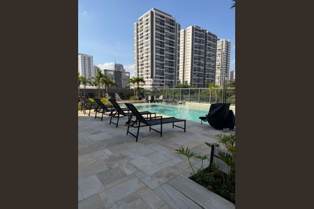Apartamento à venda com 64m², 2 quartos e 1 vaga Apartamento à venda com 64m², 2 quartos e 1 vagaPiscina