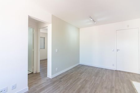 Sala  de apartamento à venda com 2 quartos, 44m² em Conceicao, Osasco