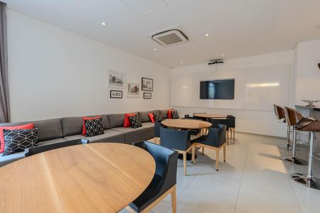 Studio à venda com 40m², 1 quarto e 1 vaga Studio à venda com 40m², 1 quarto e 1 vagaÁrea comum - Salão de festas