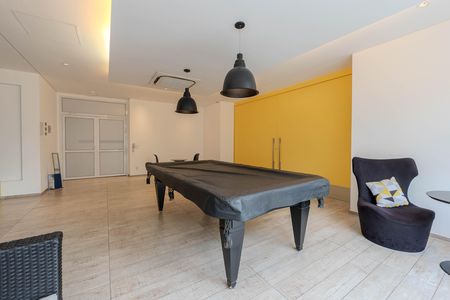 Studio à venda com 40m², 1 quarto e 1 vaga Studio à venda com 40m², 1 quarto e 1 vagaSalão de jogos