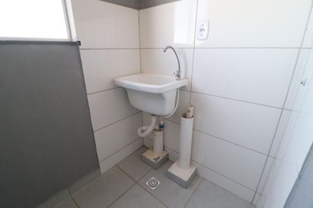 Apartamento para alugar com 58m², 2 quartos e 1 vagaÁrea de Serviço