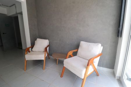 Apartamento para alugar com 58m², 2 quartos e 1 vagaHall social