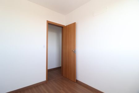Quarto 1 de apartamento para alugar com 2 quartos, 58m² em Jardim Inconfidencia, Uberlândia