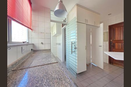 Apartamento à venda com 80m², 3 quartos e 2 vagasCozinha 