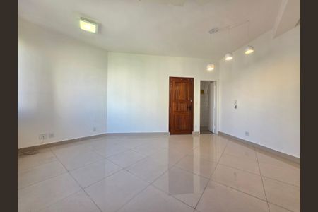 Apartamento à venda com 80m², 3 quartos e 2 vagasSala 