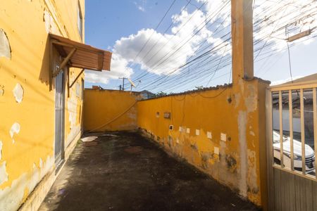Casa para alugar com 50m², 1 quarto e sem vagaÁrea externa