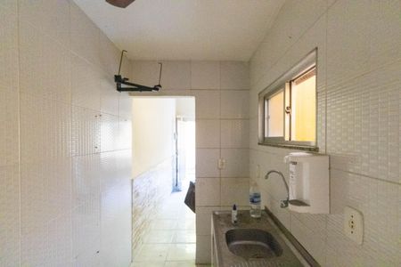 Casa para alugar com 50m², 1 quarto e sem vagaCozinha e Área de Serviço