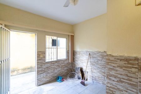 Casa para alugar com 50m², 1 quarto e sem vagaSala/Quarto
